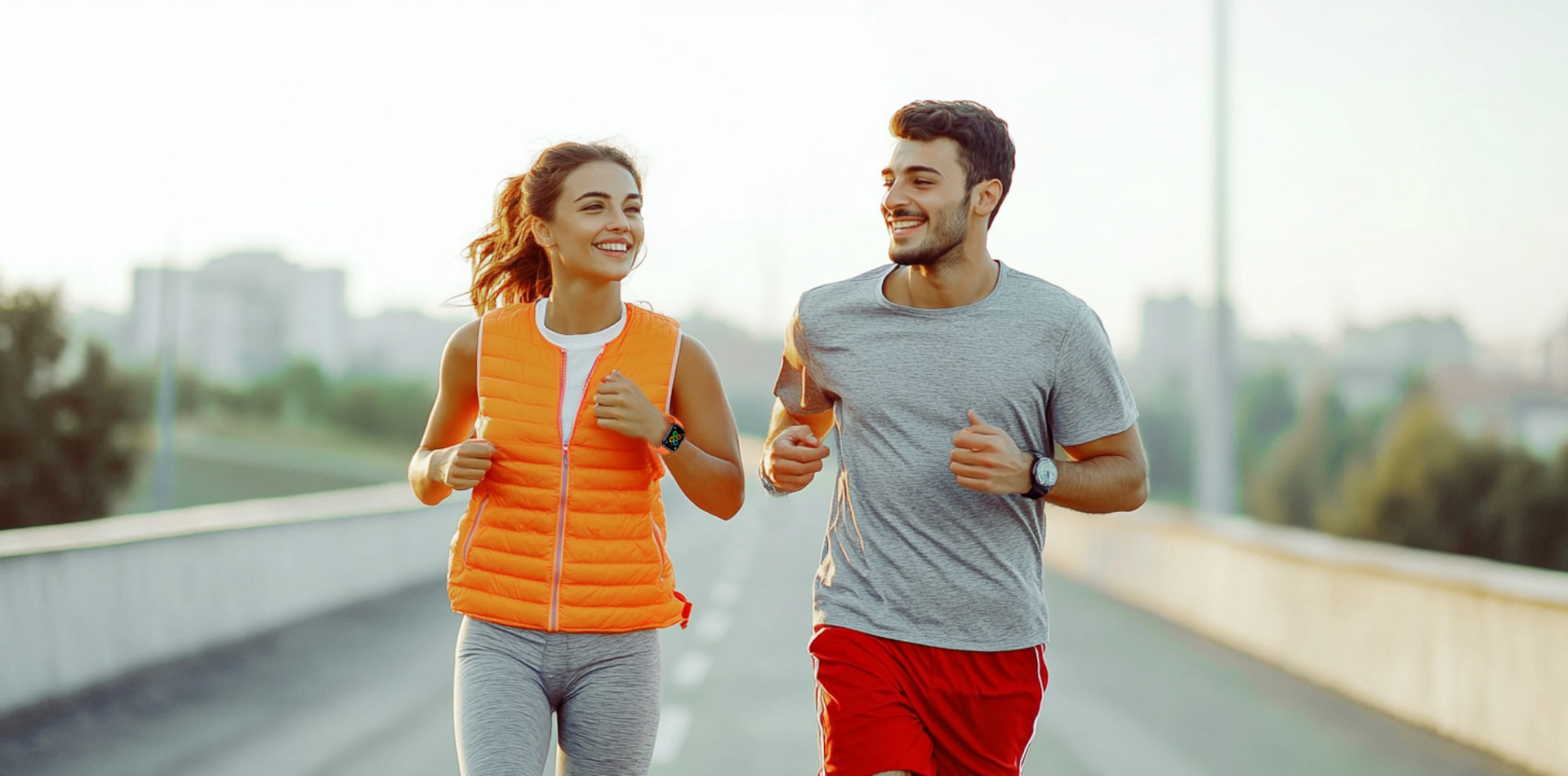 zhangyujie111_happy_young_couple_wearing_sportswear_and_a_watch_5@1x